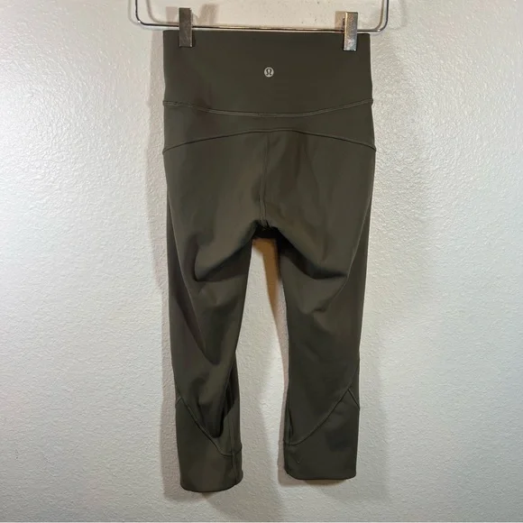 Lululemon In Movement Crop Everlux 19" Sage green - Picture 4 of 10